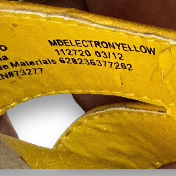 Mudd Yellow Wedge Sandals - Picture 8 of 14